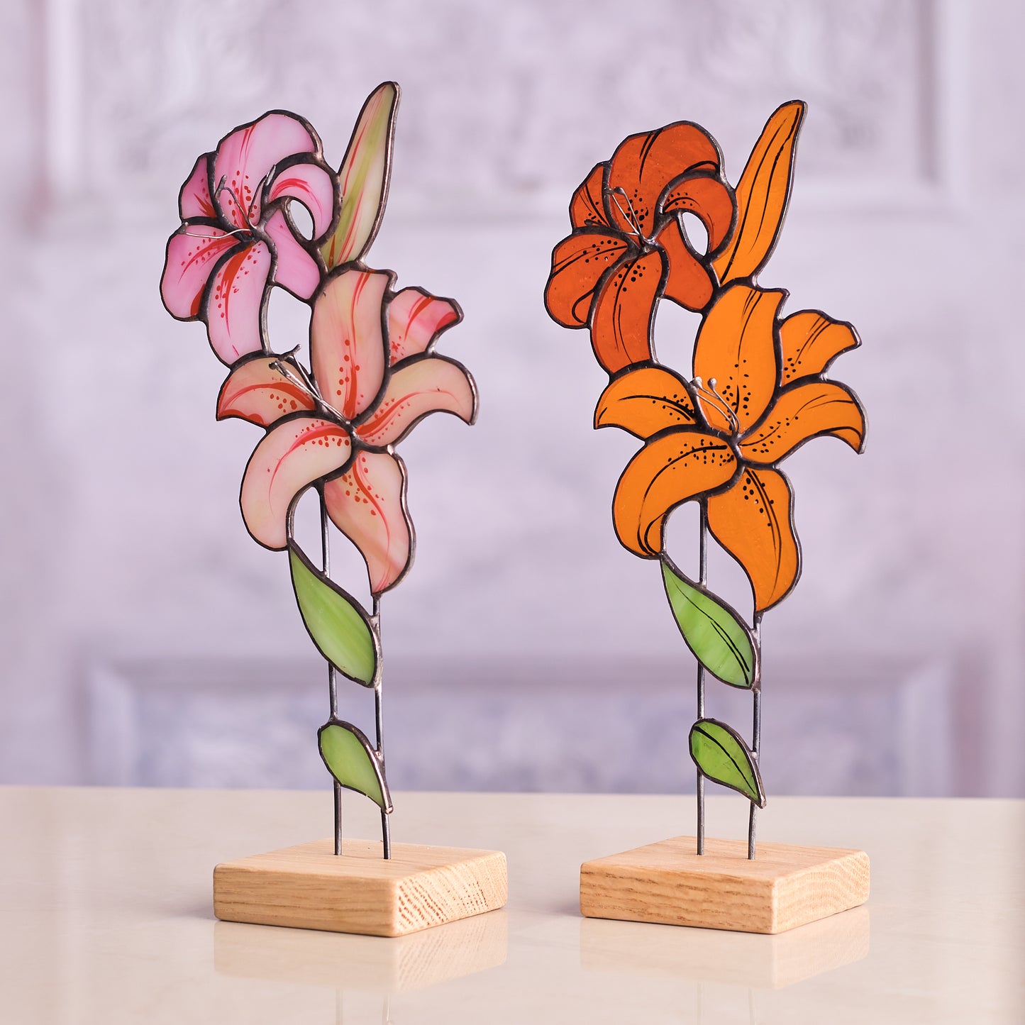 Lily Flower Stained Glass Tabletop