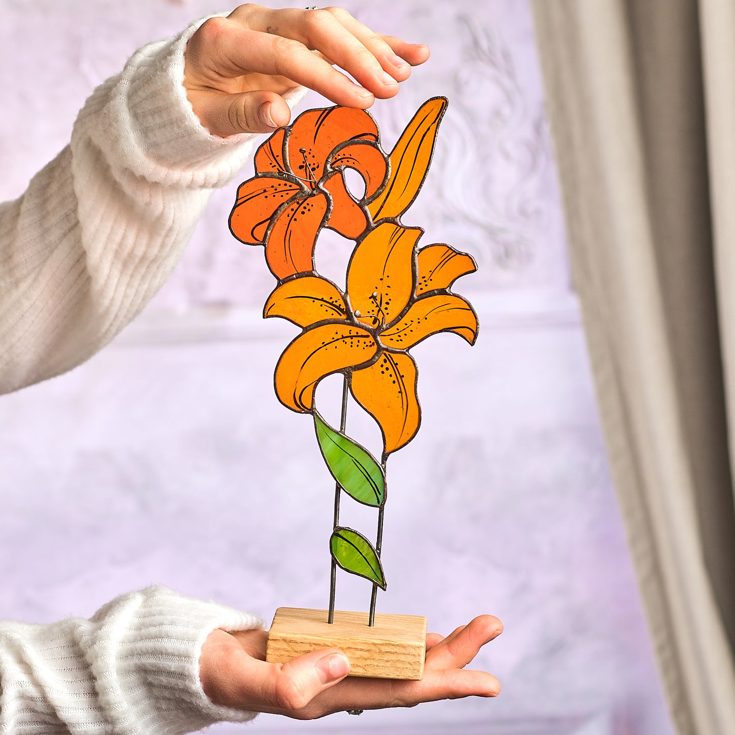 Lily Flower Stained Glass Tabletop