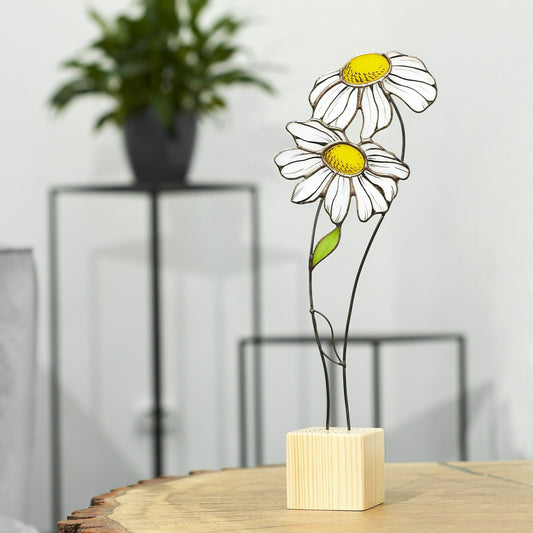 Сhamomile stained glass stake decor