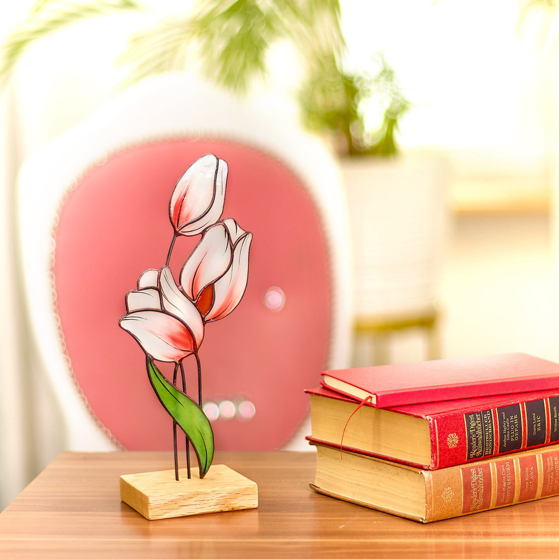 Stained glass wholesale: a guide for gift shop owners