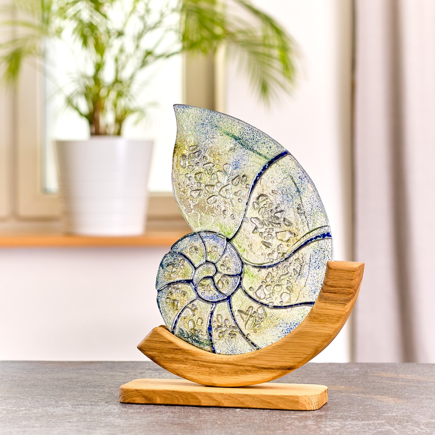 Nautilus Dream Stained Glass Stand