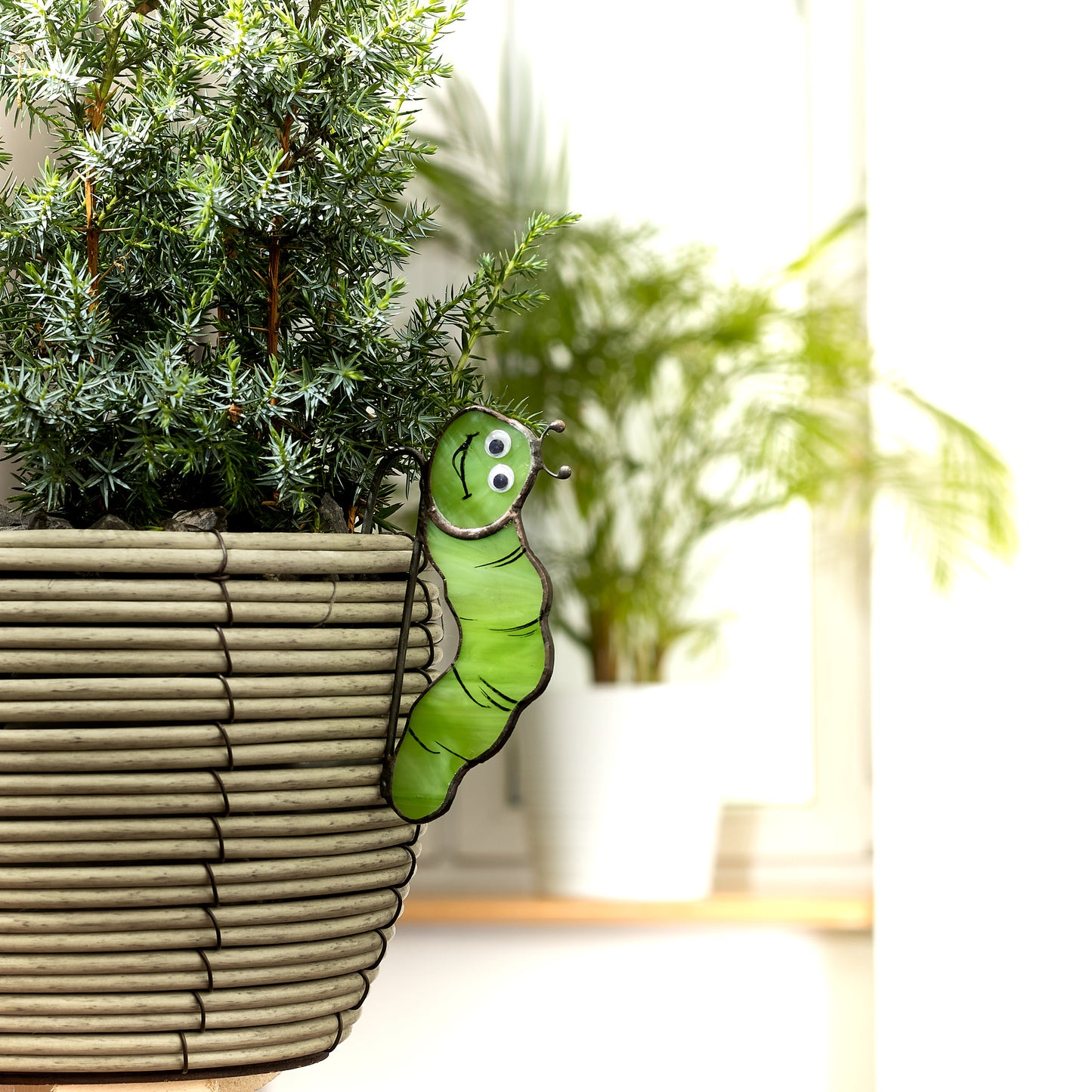 Funny Worm Plant Pot Stained Glass Decor